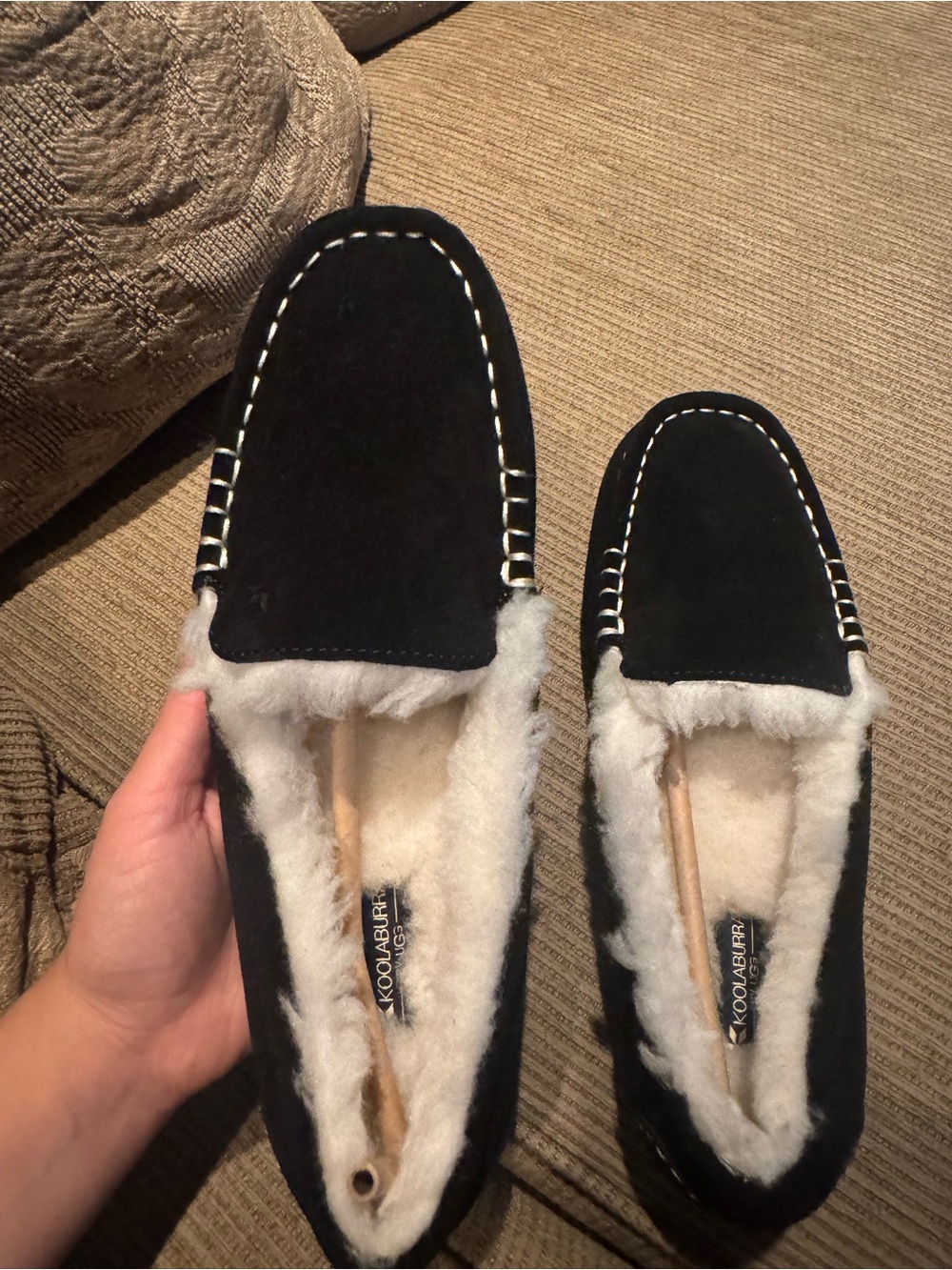 Koolaburra Black Suede Moccasin Slippers with White Shearling - Picture 7 of 7